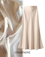 Load image into Gallery viewer, Monroe Satín Teygjupils Stærðir EU 36-46