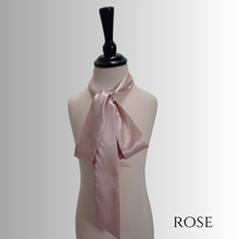 Load image into Gallery viewer, Saachi Borði