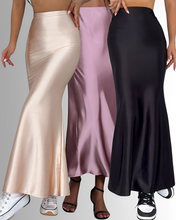 Load image into Gallery viewer, Monroe Satín Teygjupils Stærðir EU 36-46