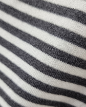 Load image into Gallery viewer, Skipper Peysa 6 Litir