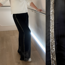 Load image into Gallery viewer, Luna buxur