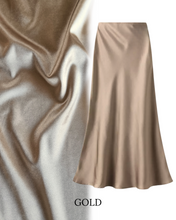 Load image into Gallery viewer, Monroe Satín Teygjupils Stærðir EU 36-46