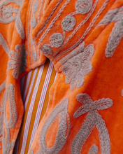 Load image into Gallery viewer, Arvin Velvet Jakki Orange
