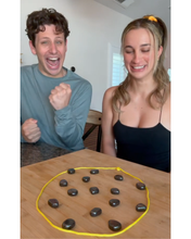 Load image into Gallery viewer, Segulsteina-spilið Skemmtilega Væntanlegt 15 Des