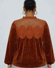 Load image into Gallery viewer, Naomi Velvet Toppur Spice