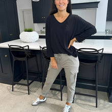 Load image into Gallery viewer, Ítalskar Magic Cargo Buxur