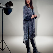 Load image into Gallery viewer, Flauelis kimono