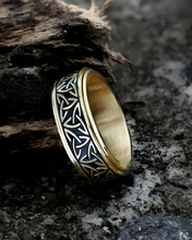 Load image into Gallery viewer, Víkingur Snúnings-Hringur
