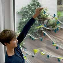 Load image into Gallery viewer, Gecko Run Deluxe Starter Set
