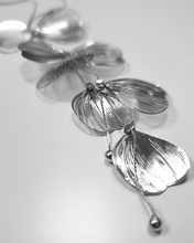 Load image into Gallery viewer, Arena Petal Hálsmen Silfur
