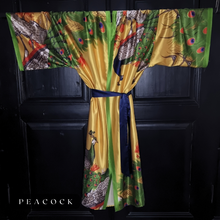 Load image into Gallery viewer, Satín Kimono Nokkrir Litir
