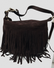 Load image into Gallery viewer, Tanis Ítölsk Rúskinnstaska Chocolate
