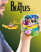 Load image into Gallery viewer, Bítlarnir Yellow Submarine Bolli 350 ml
