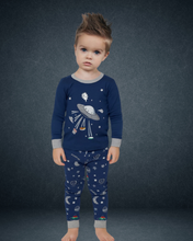 Load image into Gallery viewer, Glow Náttföt UFO
