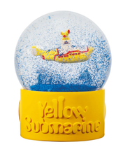 Load image into Gallery viewer, Bítlarnir Yellow Submarine Snowglobe

