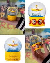 Load image into Gallery viewer, Bítlarnir Yellow Submarine Snowglobe

