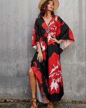 Load image into Gallery viewer, Red Flower Kaftan Kjóll
