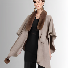 Load image into Gallery viewer, Capote Poncho
