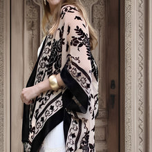 Load image into Gallery viewer, Flauelis Kimono Tan
