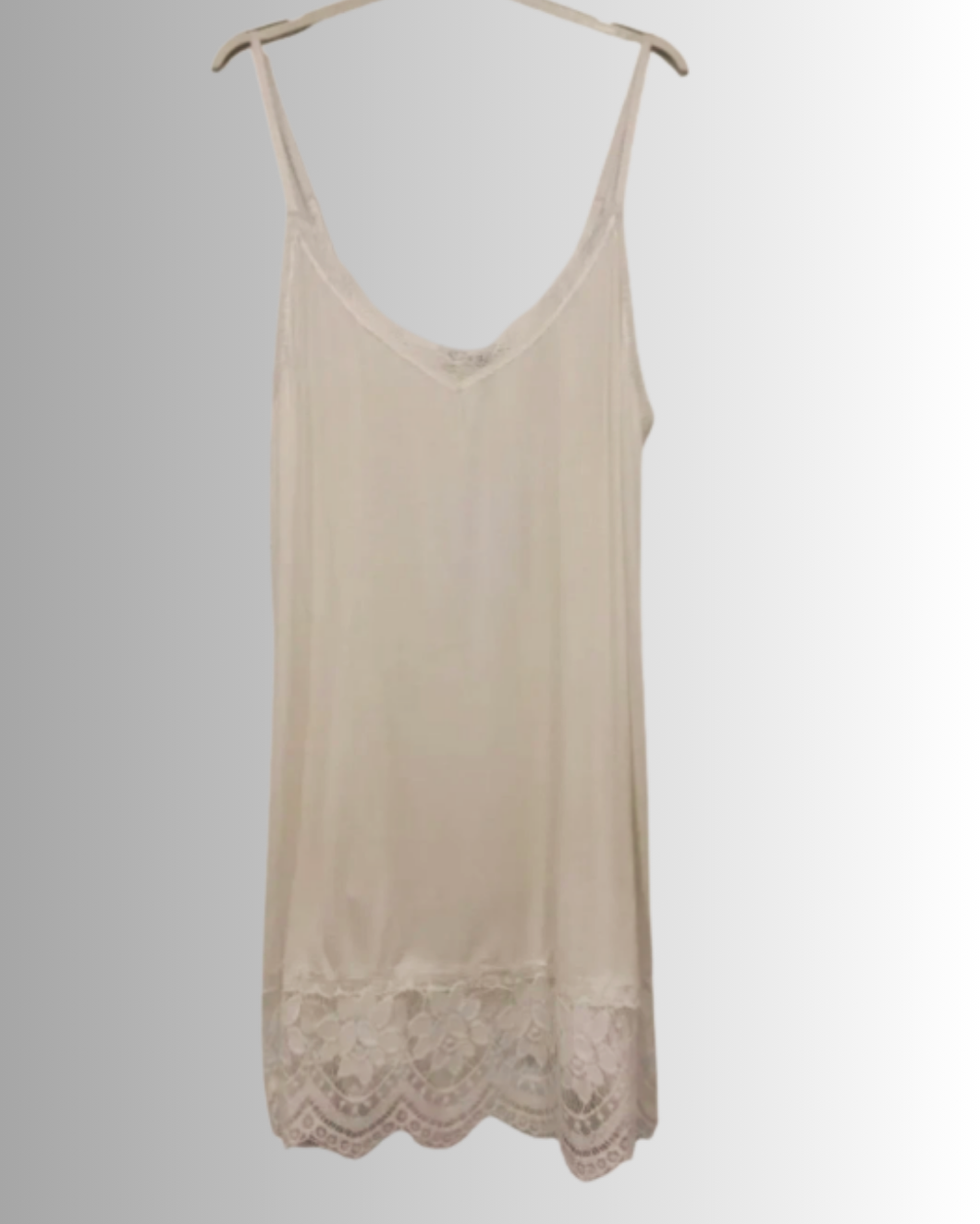 Milla Viscose Blúndutoppur