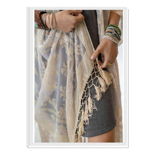 Load image into Gallery viewer, Flauelis Kimono Cream
