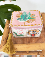 Load image into Gallery viewer, Inked Bird Skartgripabox
