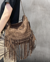 Load image into Gallery viewer, Harley Ítölsk Rúskinnstaska Mocha
