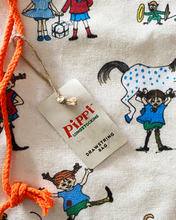 Load image into Gallery viewer, Lína Langsokkur Canvas Sundpoki
