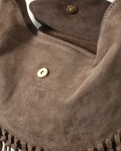 Load image into Gallery viewer, Harley Ítölsk Rúskinnstaska Mocha
