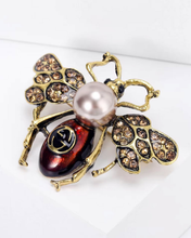 Load image into Gallery viewer, Queen Bee Næla
