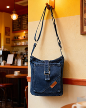 Load image into Gallery viewer, Tokyo Gallataska
