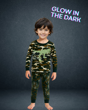 Load image into Gallery viewer, Glow Náttföt Dino
