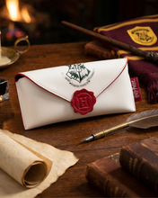 Load image into Gallery viewer, Harry Potter Gleraugnahulstur
