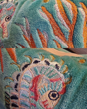 Load image into Gallery viewer, Seahorse Sléttflauel Snyrtitaska
