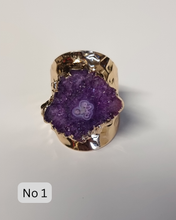 Load image into Gallery viewer, Rock Agate Hringur
