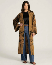 Load image into Gallery viewer, Sunny Kimono Handlitaður
