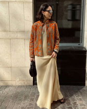 Load image into Gallery viewer, Arvin Velvet Jakki Orange
