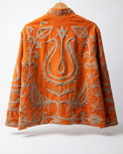 Load image into Gallery viewer, Arvin Velvet Jakki Orange
