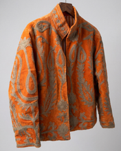 Load image into Gallery viewer, Arvin Velvet Jakki Orange
