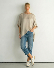 Load image into Gallery viewer, Allegra Cross Satin toppur
