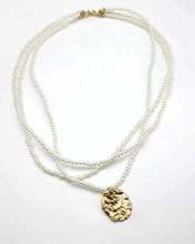 Load image into Gallery viewer, Caros Perlufesti
