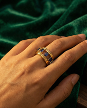 Load image into Gallery viewer, Karti Mundi Hringur
