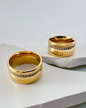 Load image into Gallery viewer, Freya Hringur
