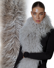 Load image into Gallery viewer, Ekta Lambaskinn
