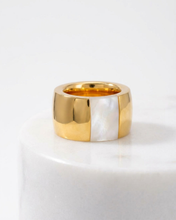 Load image into Gallery viewer, Abalone Hringur
