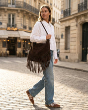 Load image into Gallery viewer, Harley Ítölsk Rúskinnstaska Chocolate
