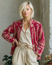 Load image into Gallery viewer, Arvin Velvet Jakki Dark Pink
