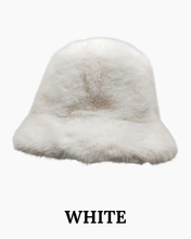 Load image into Gallery viewer, Skinn Faux Fur Bucket Hattur
