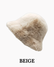 Load image into Gallery viewer, Skinn Faux Fur Bucket Hattur
