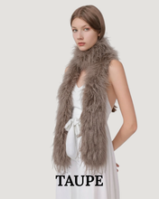 Load image into Gallery viewer, Skinn Big Faux Fur Trefill
